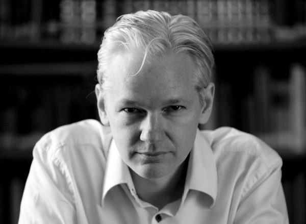 Julian-Assange-1170x857