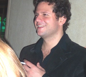 Festa da Forum reúne povo da moda no Rio, com som de Marcelo Rezende e Marcão Morcerf