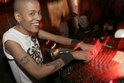 Coluna Bafo: DJ Nega