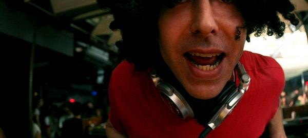  Ouça o novo EP do DJ Pareto