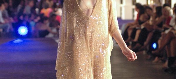 Adriana Degreas debuta no Rio de Janeiro com coleção de alto verão