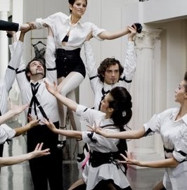 Jean-Paul Gaultier lança novo perfume com clipe do Dragonette