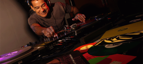 Aula de dance music esta terça na Lôca