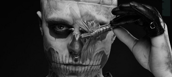 Rico the Zombie conta como e porque tatuou o corpo inteiro