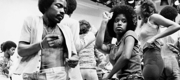 Soul Train na rota da noite carioca