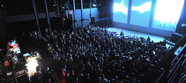 Ryoichi Kurokawa no Multiplicidade