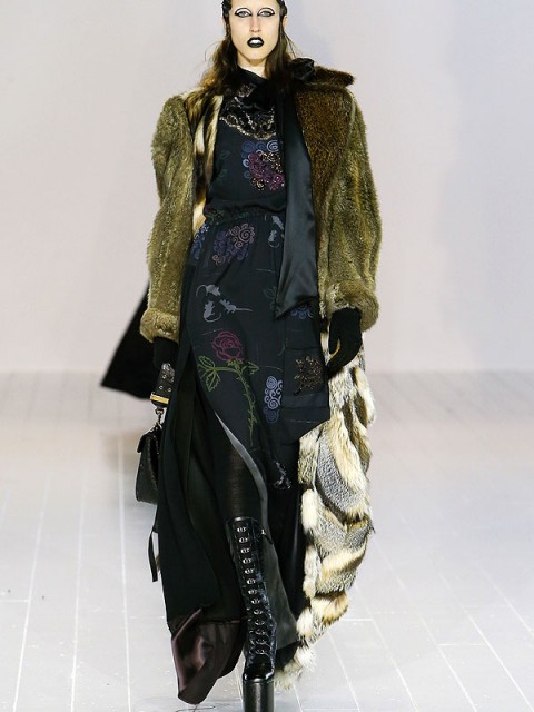 Lady Gaga e Kendall Jenner estrelam desfile de Marc Jacobs