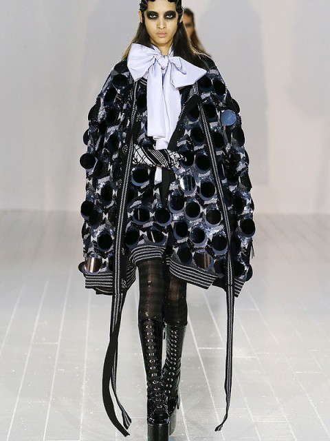 Lady Gaga e Kendall Jenner estrelam desfile de Marc Jacobs