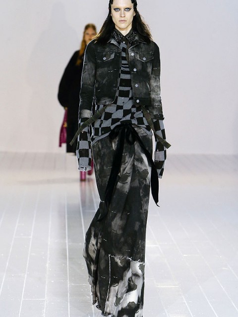 Lady Gaga e Kendall Jenner estrelam desfile de Marc Jacobs