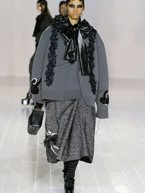 Lady Gaga e Kendall Jenner estrelam desfile de Marc Jacobs