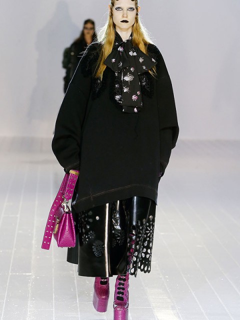 Lady Gaga e Kendall Jenner estrelam desfile de Marc Jacobs