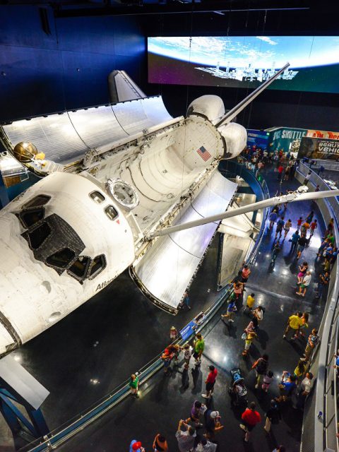 Astronauta Marcos Pontes recebe turistas no Kennedy Space Center 