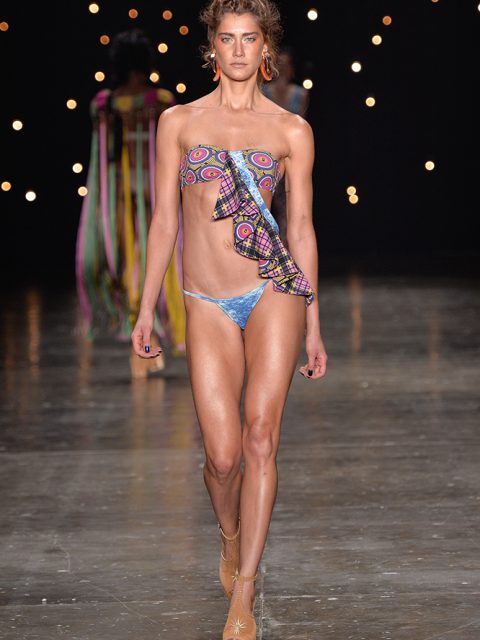 Desfile Triya verão