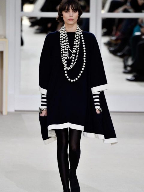 Confira o desfile de inverno Chanel 2017