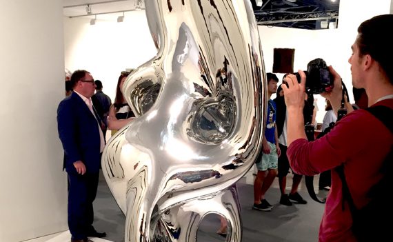 Art Basel Miami Beach chega à 15a edição
