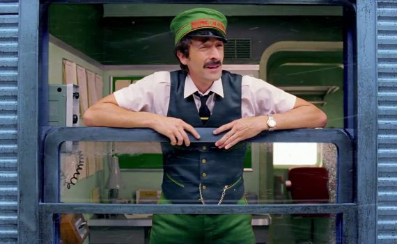 Adrien Brody estrela anúncio da HM dirigido por Wes Anderson