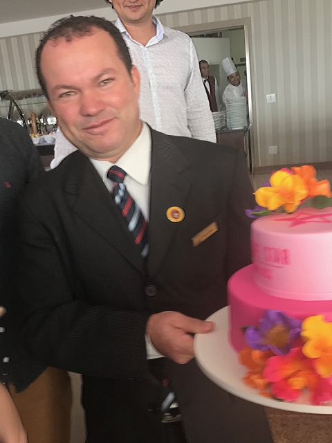 Maquiagens de Jeffree Star serão vendidas no Brasil