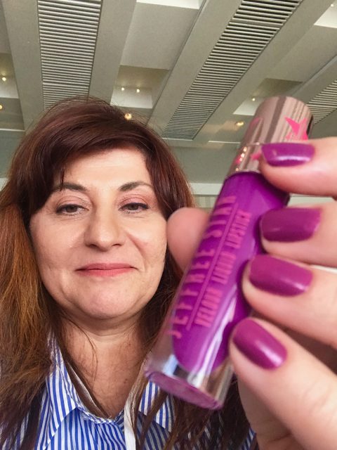 Maquiagens de Jeffree Star serão vendidas no Brasil