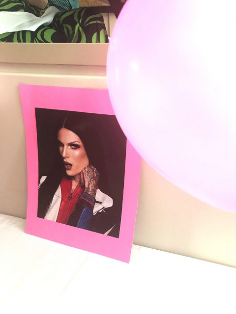 Maquiagens de Jeffree Star serão vendidas no Brasil