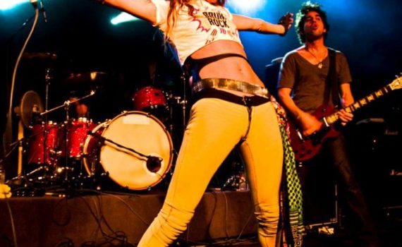 Four on the Floor é o primeiro álbum da banda de Juliette Lewis