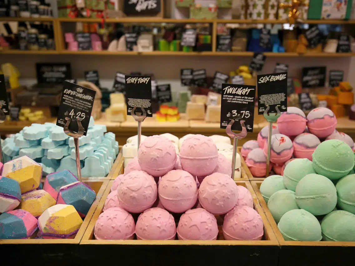 Lush abandona redes sociais