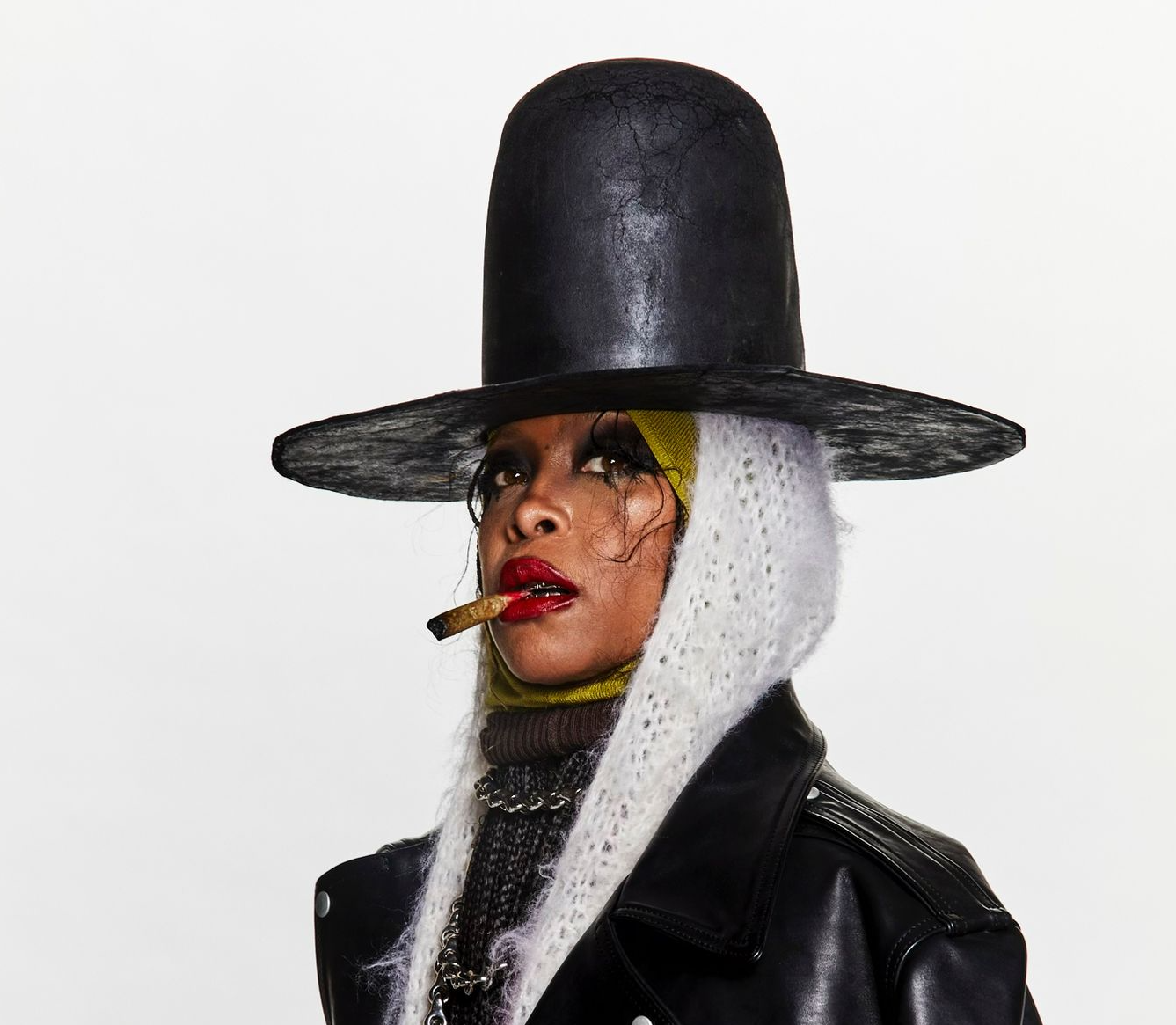 Erykah Badu se apresenta no Brasil em novembro