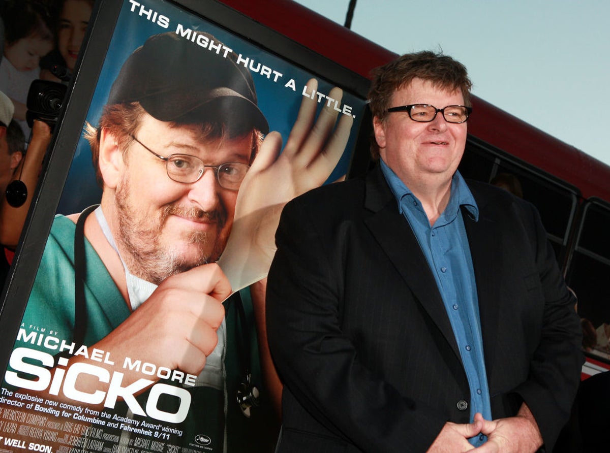 Michael Moore disponibiliza grátis o documentário Sicko: SOS Saúde