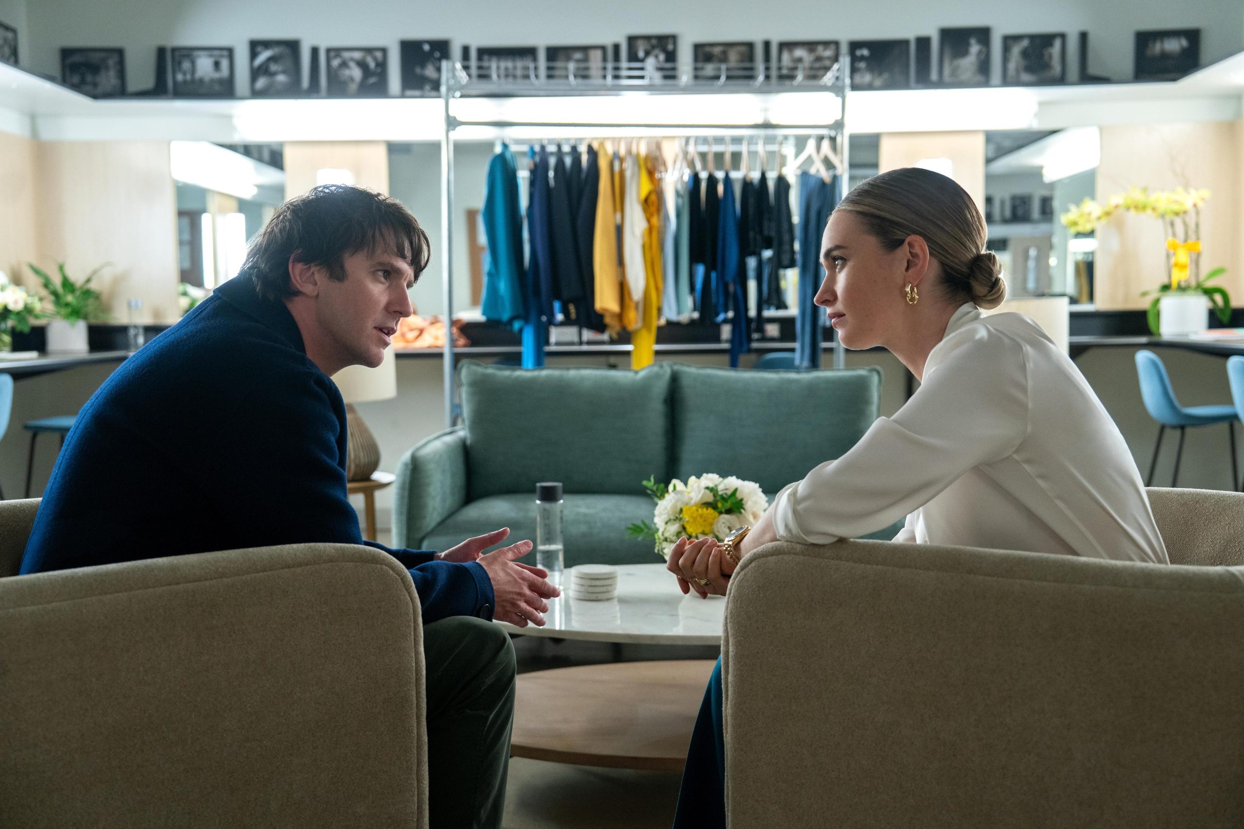 Deu Match com Lily James