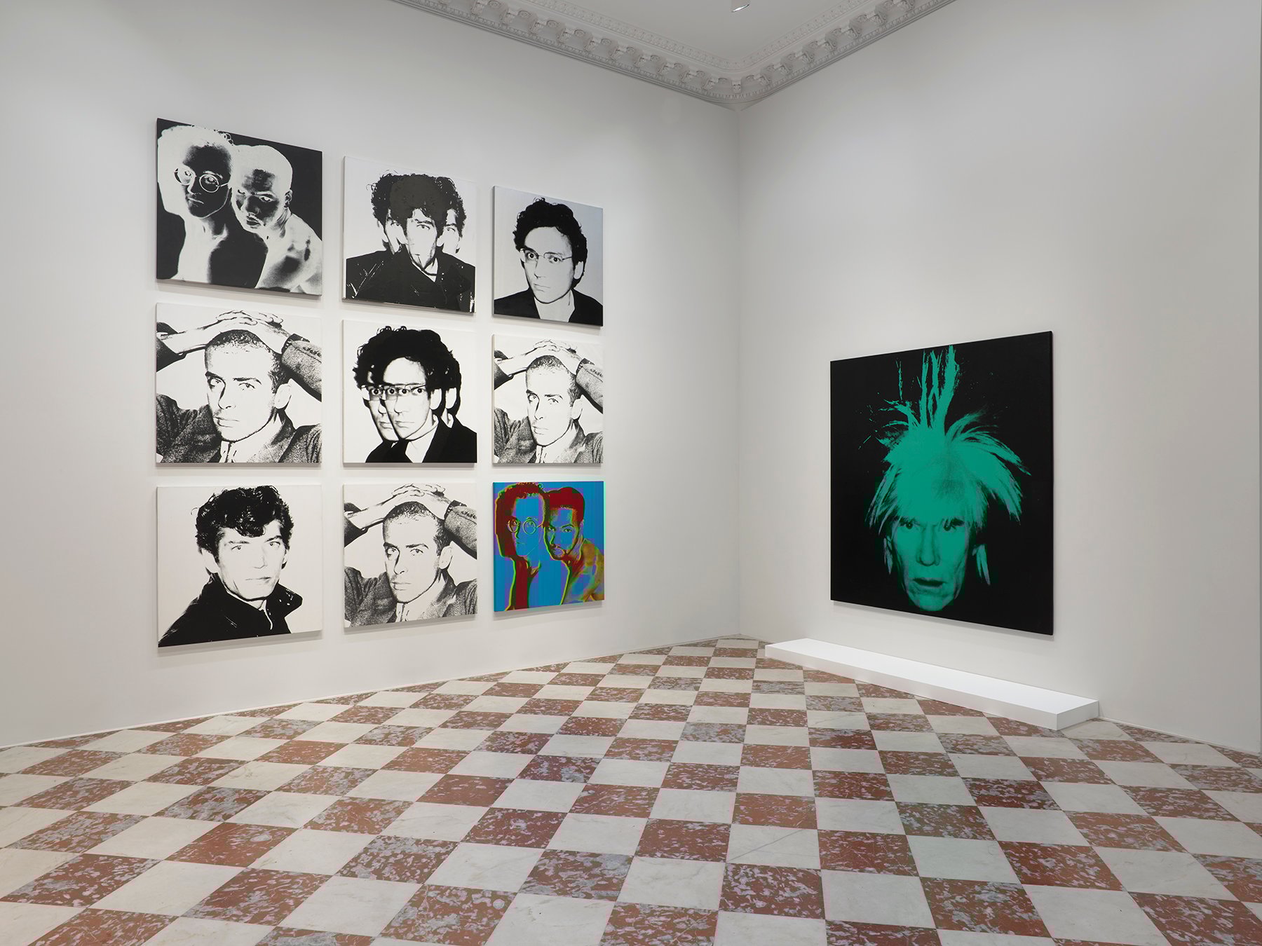 Mostra em N.York exibe artistas que definem os anos 80