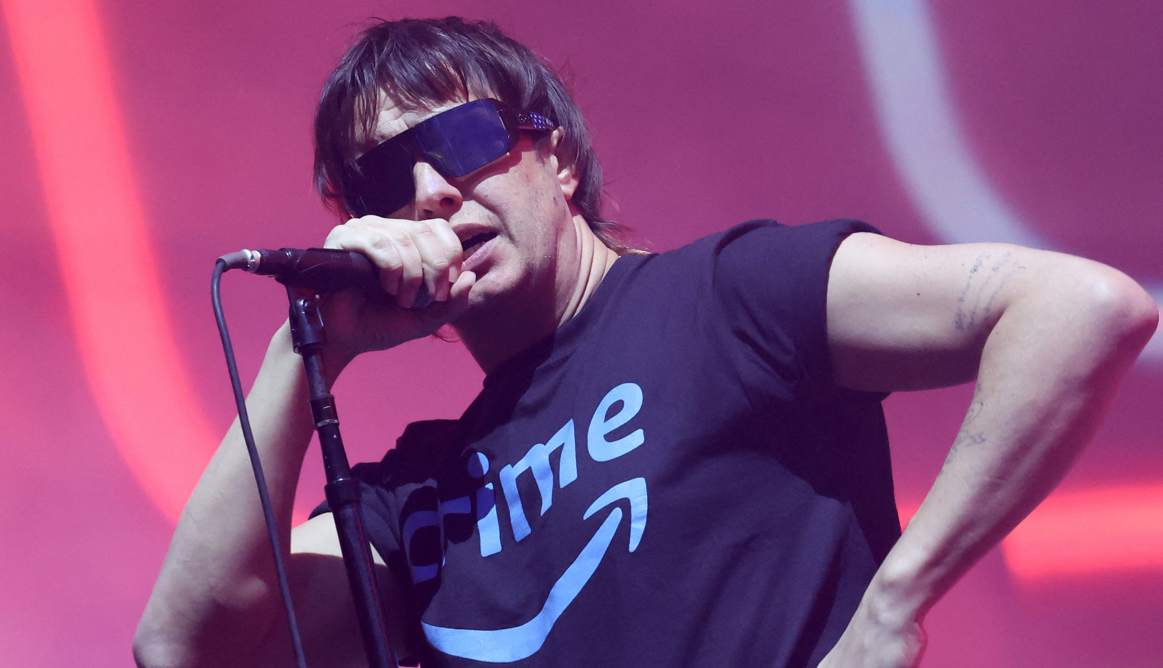 The Strokes lança novo álbum e turnê